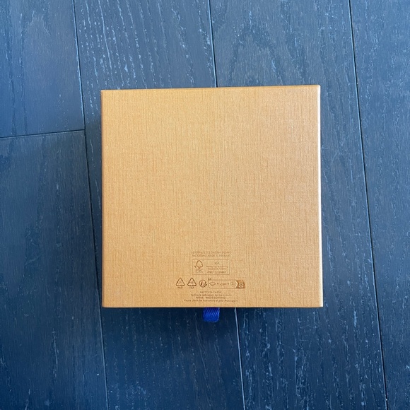 LOUIS VUITTON LV Gift Box Empty Large Box storage decoration17*17*6.8cm - Picture 2 of 7